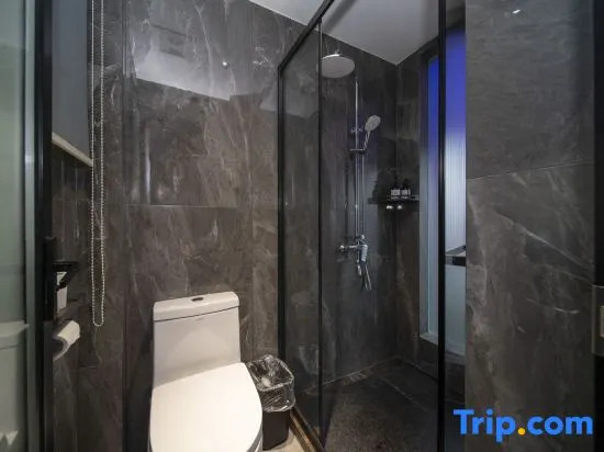 Лоуди: JF E.sports Hotel