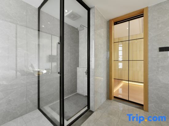 Шанхай: Zizai 25 Designer Boutique Homestay (Shanghai Zhujiajiao Ancient Town)