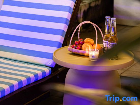 Шанхай: Shiyun Private Soup Resort Villa