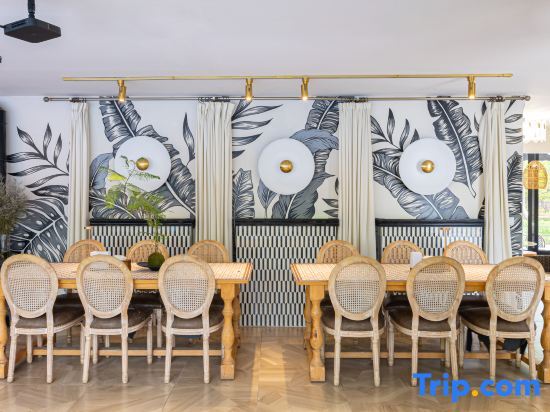 Шанхай: Shiyun Private Soup Resort Villa