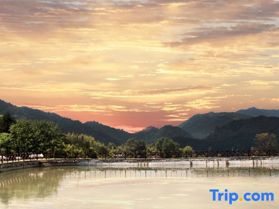 Луань: Yueqixi·Small Village Homestay (Tiantangzhai Scenic)