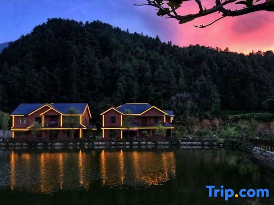 Луань: Yueqixi·Small Village Homestay (Tiantangzhai Scenic)