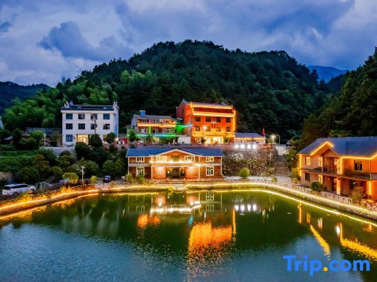 Луань: Yueqixi·Small Village Homestay (Tiantangzhai Scenic)