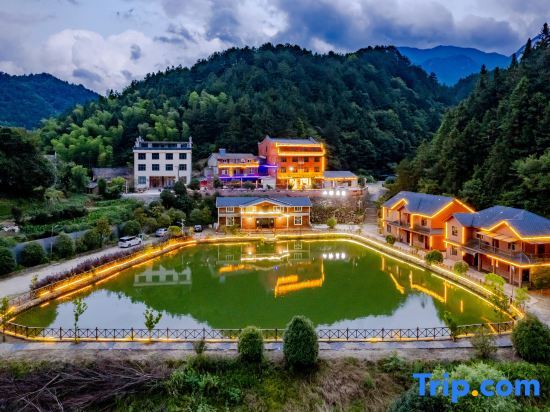 Луань: Yueqixi·Small Village Homestay (Tiantangzhai Scenic)