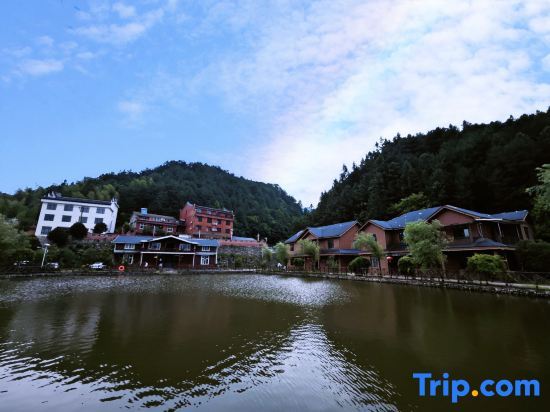 Луань: Yueqixi·Small Village Homestay (Tiantangzhai Scenic)