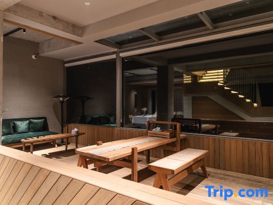 Чунцин: Fuyanjian Homestay (Jindaoxia Resort)