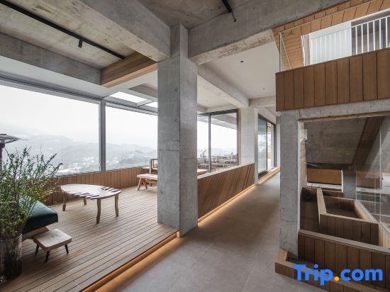 Чунцин: Fuyanjian Homestay (Jindaoxia Resort)