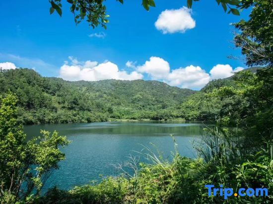Хойчжоу: Brook Apartment (Huidong Xunliao Bay Branch)