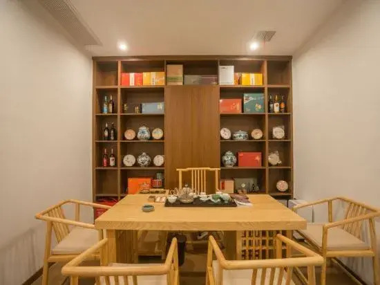 Цзиндэчжэнь: Yukainian Homestay (China Ceramic Museum)