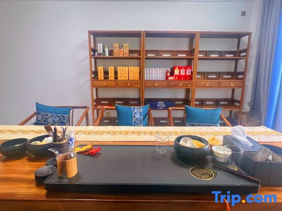 Лунъянь: Sapporo Hot Springs Hotel