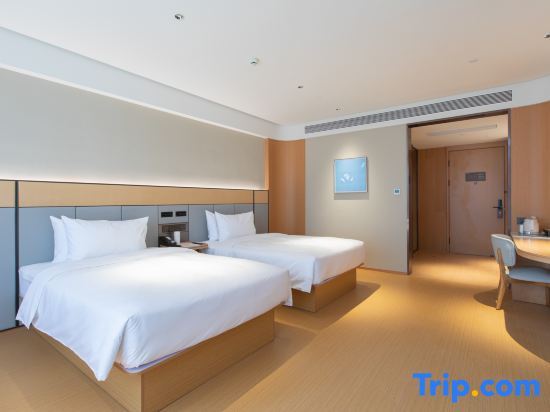 Йиян: All Seasons Hotel (Taojiang Jinpen Square)