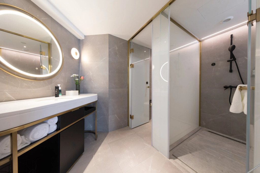 Хойчжоу: Huizhou Jinshan Lake Port Huiqingju Hotel