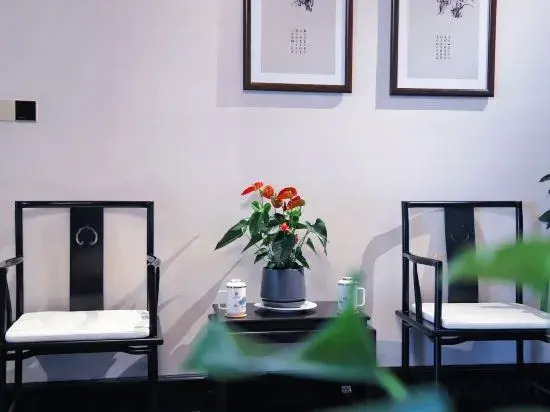 Чунцин: Chongqing Baoding Xiaozhu