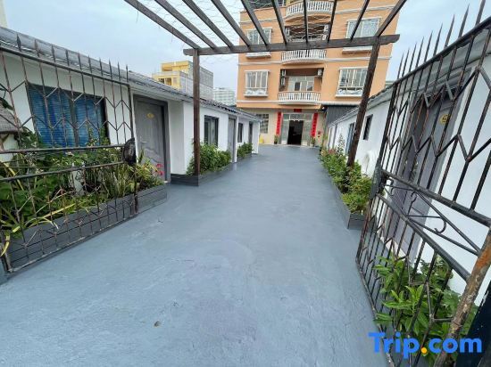 Бэйхай: Worry-free Courtyard (Beihai Yintan Qiaogang Branch)