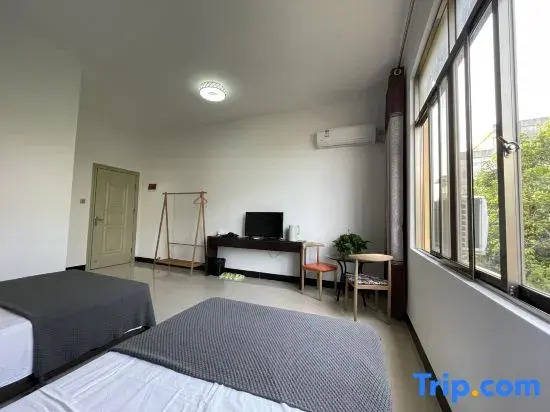 Бэйхай: Worry-free Courtyard (Beihai Yintan Qiaogang Branch)