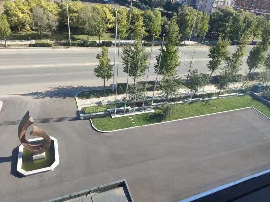 Инкоу: Holiday Inn Liaohai