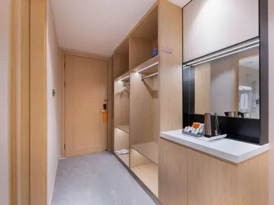 Фошань: Vienna Hotel (Foshan Shunde Xingtan Fengjian Water Town Branch)