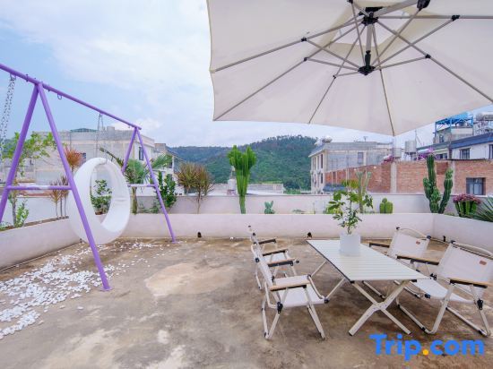Юйси: Fuxian Lake Xizi You have an appointment for a holiday homestay