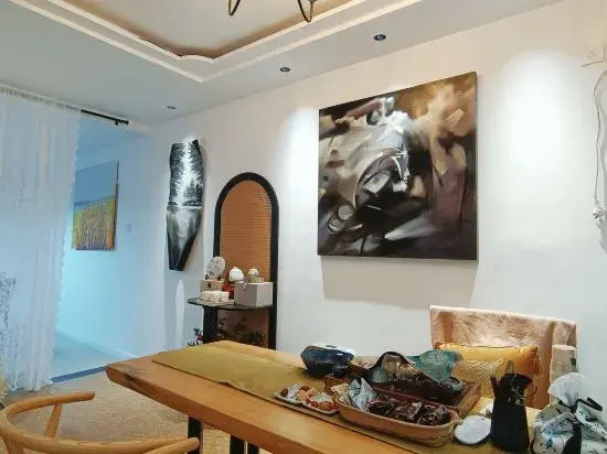Луань: Back Street Garden Light Homestay
