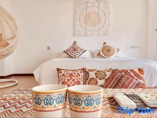 Зигонг: Zigong Muyi Homestay
