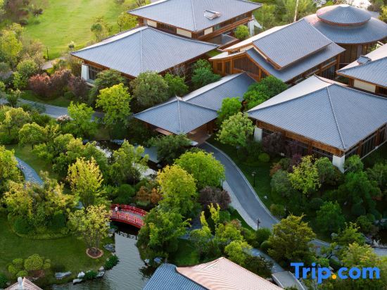 Баоцзи: Swisstouches Spa Resort