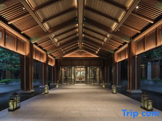 Баоцзи: Swisstouches Spa Resort