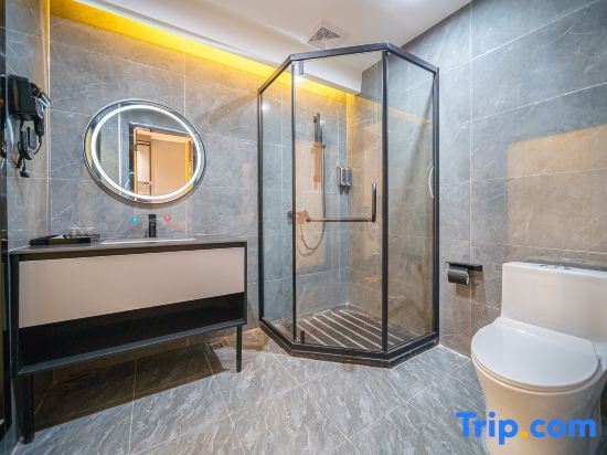 Шаньтоу: Shantou Helen Light House Room
