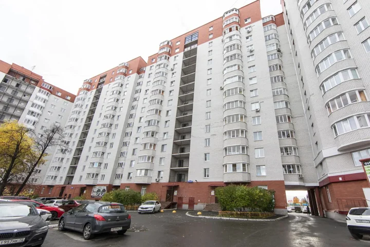 Тюмень: ВыДома на 50 лет ВЛКСМ 13, корп. 2