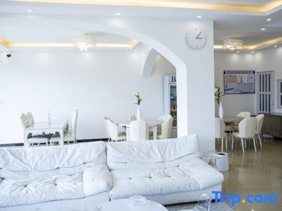Юйси: Fuxian Lake Mountain Fengyuyue Homestay
