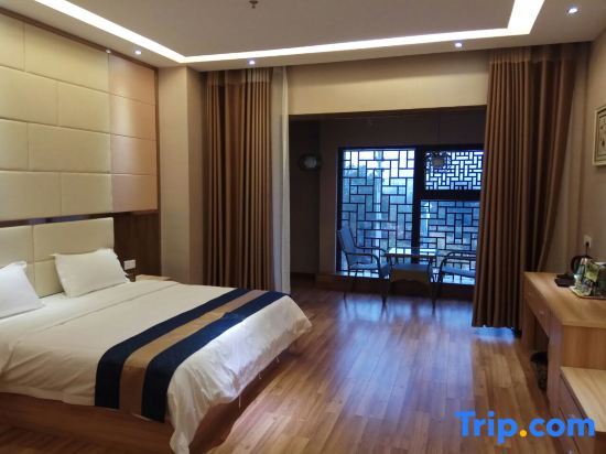 Наньчун: Yingshan Tianxiao Station Hotel