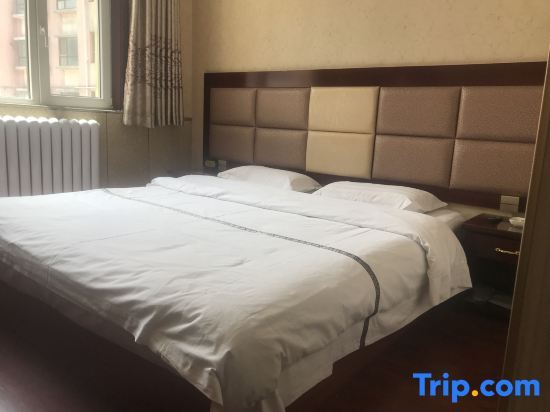 Синин: Datong Sunny Business Hotel