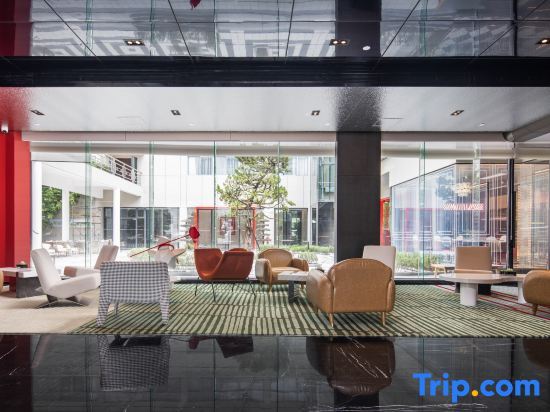 Ухань: Wuhan Optics Valley 2nd Road Chutian Radisson Hotel