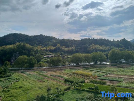Лишуй: Xiandu Huashi Mountain Villa