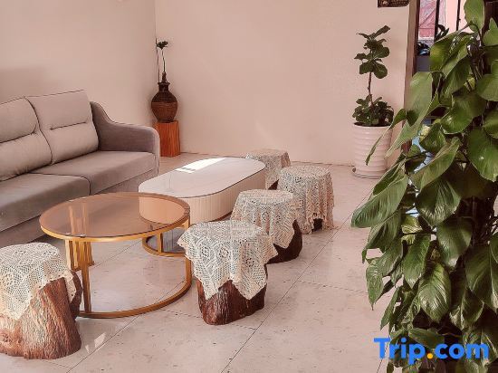Юйси: Fuxian Lake Zhaocai Cat Boutique Homestay