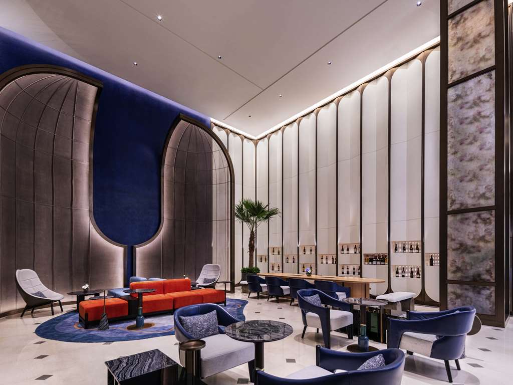 Шанхай: Novotel Shanghai Jingan