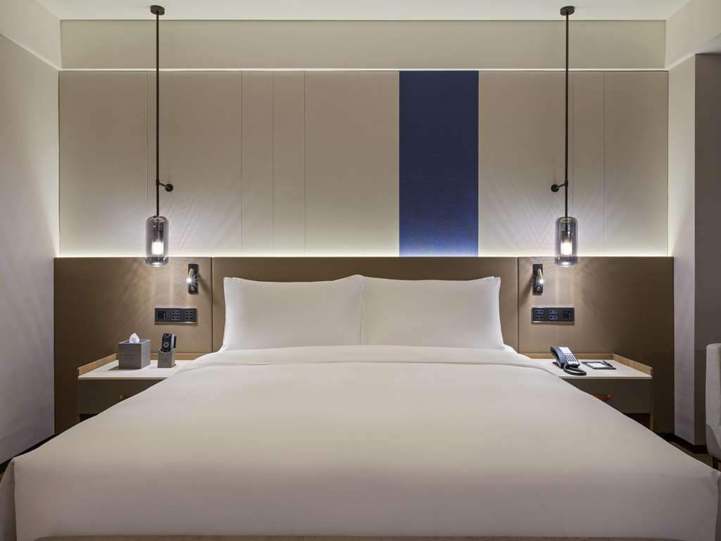 Шанхай: Novotel Shanghai Jingan