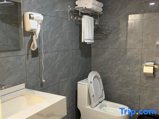 Лючжоу: Linjiang Business Hotel (Chunyuan Road)