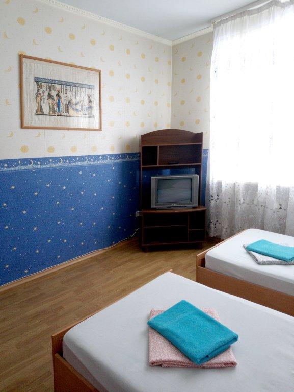 Стерлитамак: Апартаменты Квартирный Вопрос на Суворова 10
