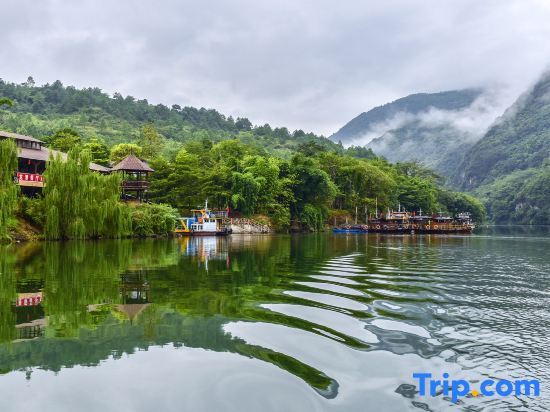 Цзиньюань: Qingyuan Lianzhou Longtan Holiday Homestay