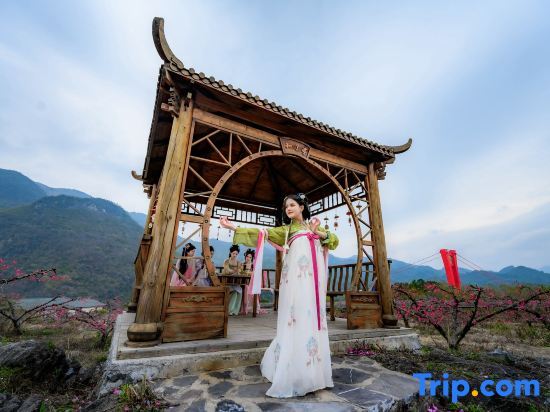 Цзиньюань: Qingyuan Lianzhou Longtan Holiday Homestay