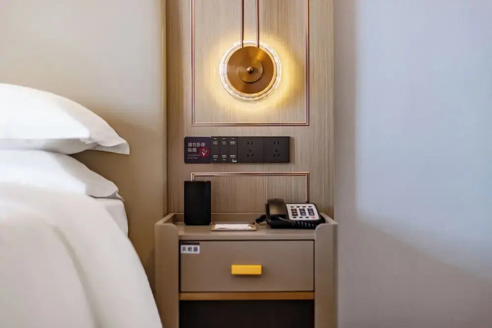 Фошань: Poltton International Apartment Gaoming