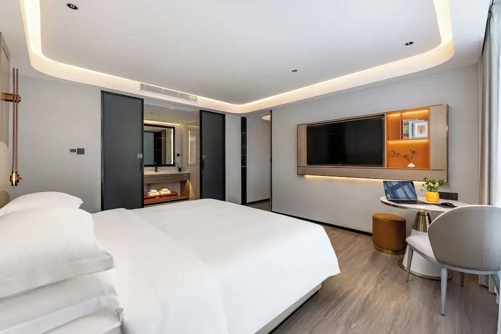 Фошань: Poltton International Apartment Gaoming
