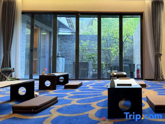 Хуаншань: Yiyun Bishan Hotel