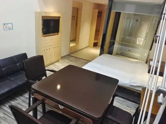 Куньмин: Convenient Hotel Kunming