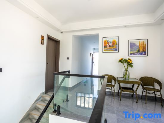 Хуаншань: Wanfeng Village Homestay (North High-speed Railway Station)
