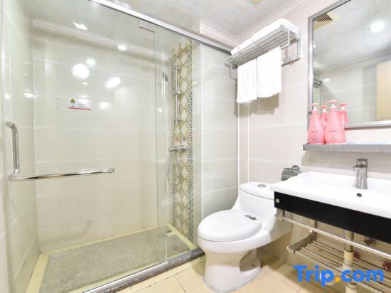 Чжаоцин: Huaiji World Jingshe Hotel