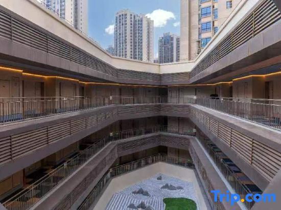 Чунцин: Hanting Hotel (Chongqing Weinan High-speed Railway Station)