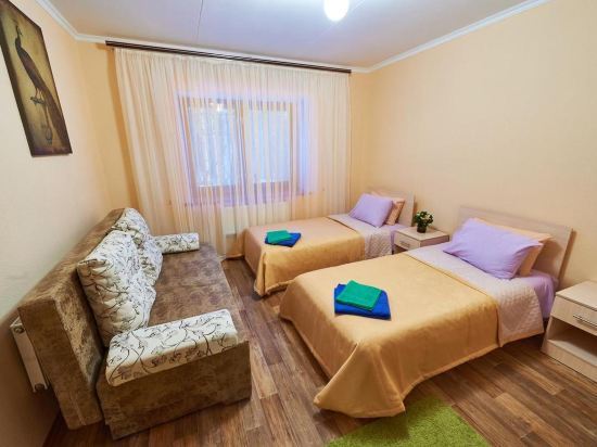 Зеленая Поляна: Guest House Snezhniy Bars
