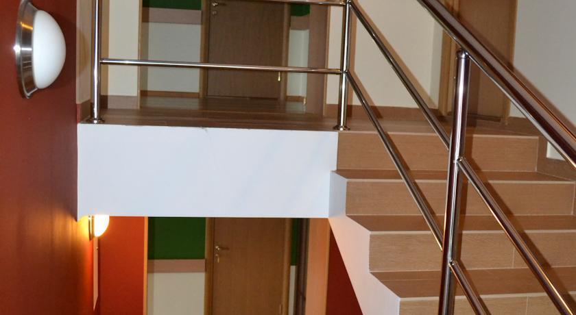 Новоабзаково: Home-Otel Podgornoe