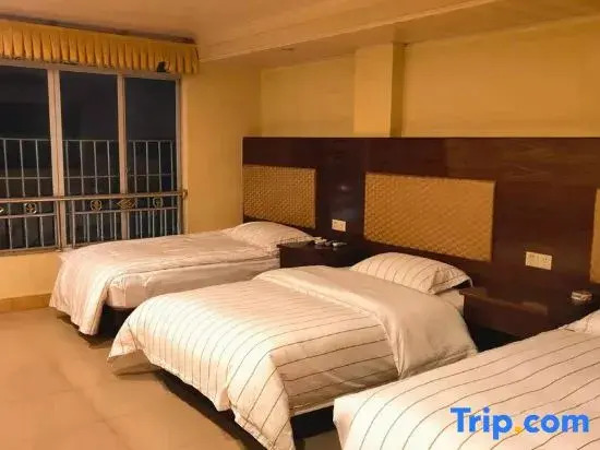 Чжаоцин: Fengkai Guanghui Business Hotel